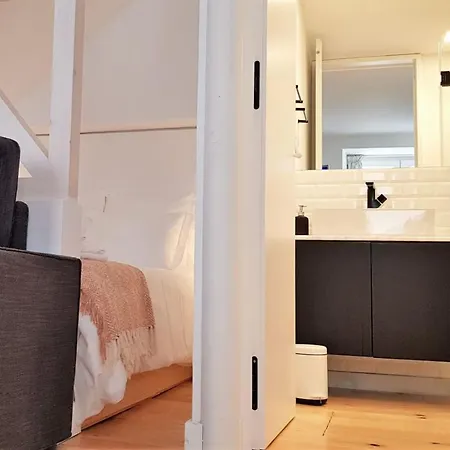 • Downtown • Walkable • A/c * ליסבון