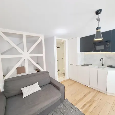 Apartamento • Downtown • Walkable • A/c Lisboa
