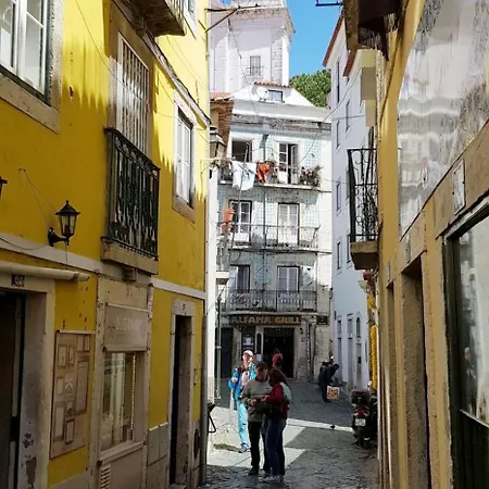 • Downtown • Walkable • A/c Apartament Lizbona